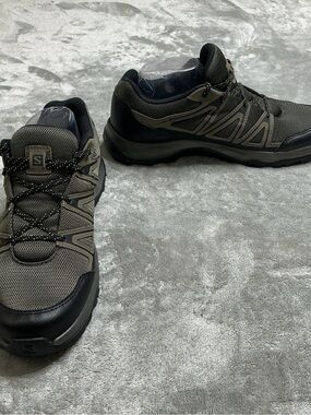 Salomon Barrakee Hiking Shoes Men's 9.5 Beluga Bungee Cord Black outdoor comfort